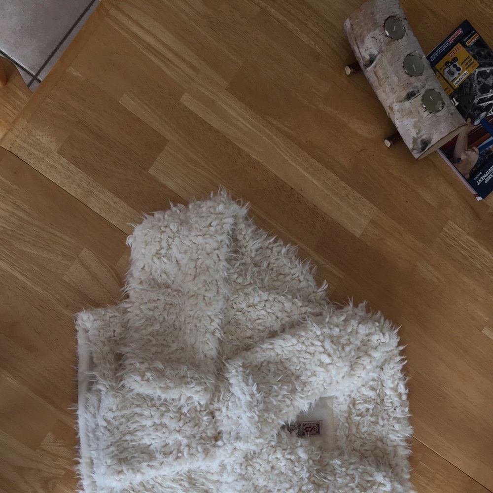 Coat - Picture 5 of 5